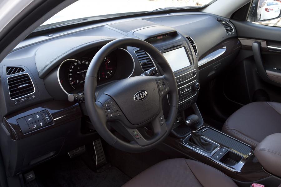  Kia Sorento 2013 года  (EU) (фото 23 из 85)